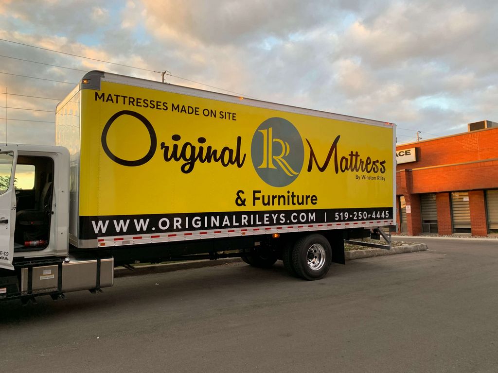 Truck Lettering & Decals